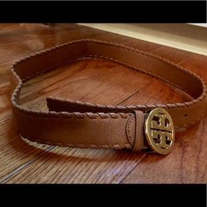 Tory Burch leather belt (Never Worn!), like new.